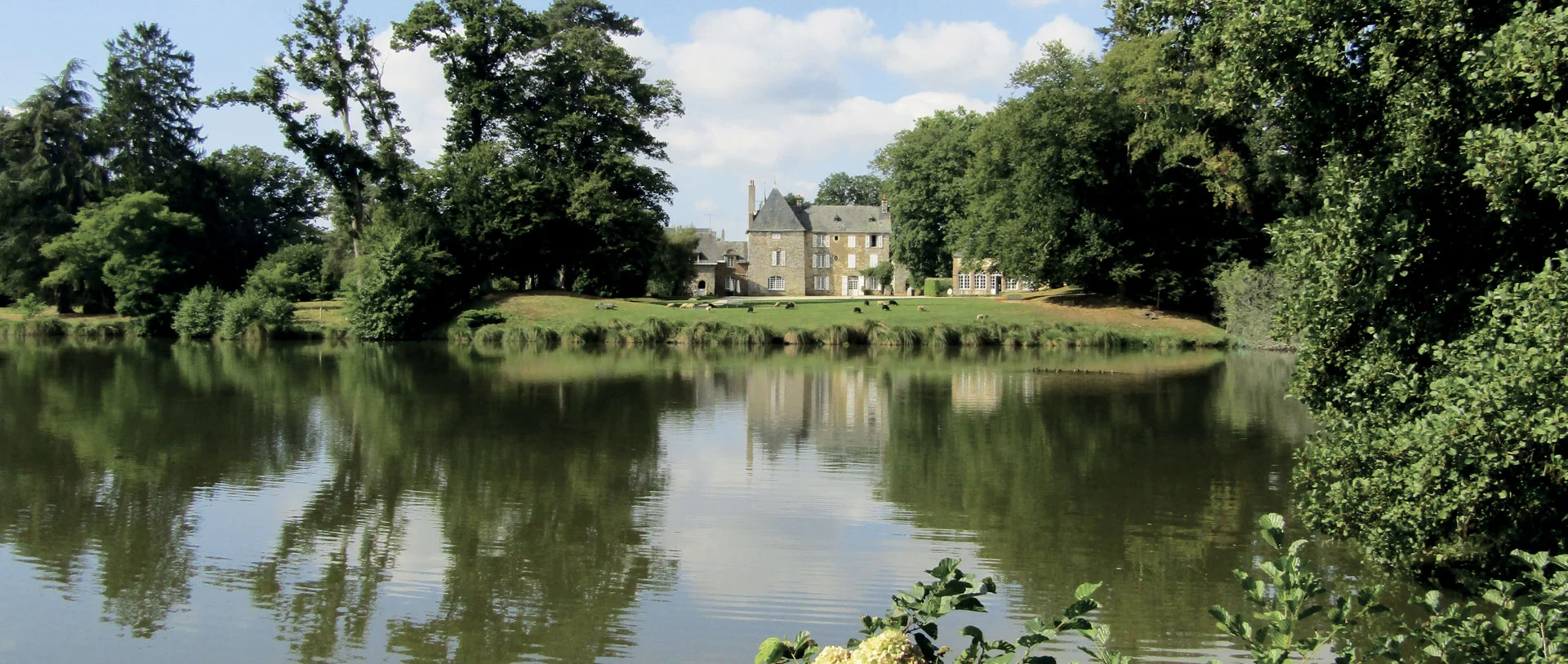 Découvrez le Domaine de La Cour en Mayenne